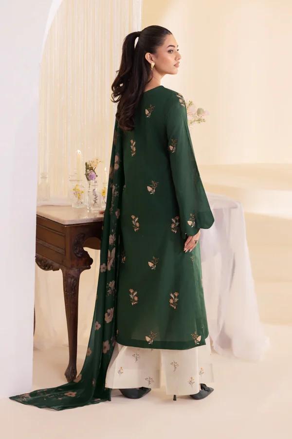 UE-256 Embroidered Lawn by Iznik - Image 5