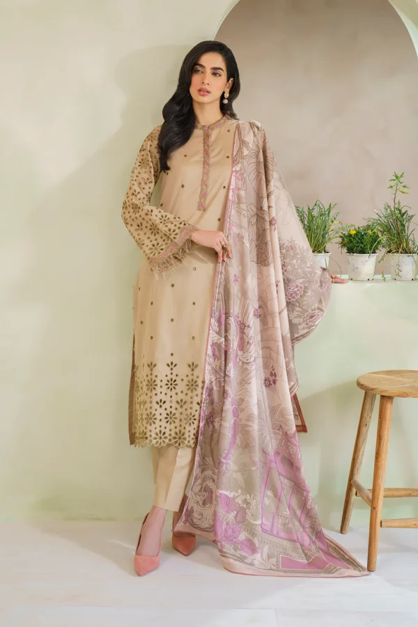 UE-302 Embroidered Lawn by Iznik - Image 6