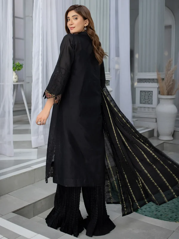 Zoella | 3 PC Lawn Unstitch D-08 by Mahnur - Image 2