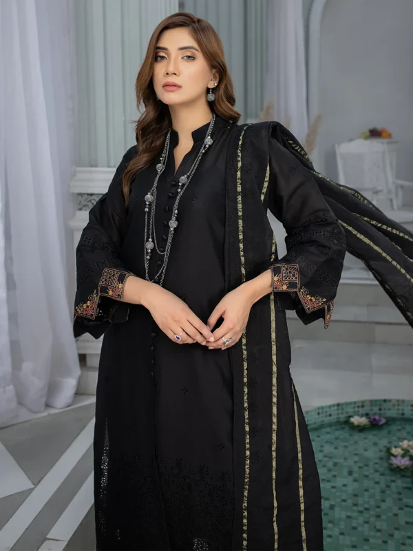 Zoella | 3 PC Lawn Unstitch D-08 by Mahnur - Image 5