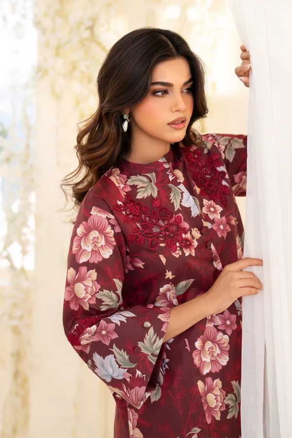 UE-439 Printed Lawn Unstitched 3-Piece Suit by Iznik Fashions - Image 8
