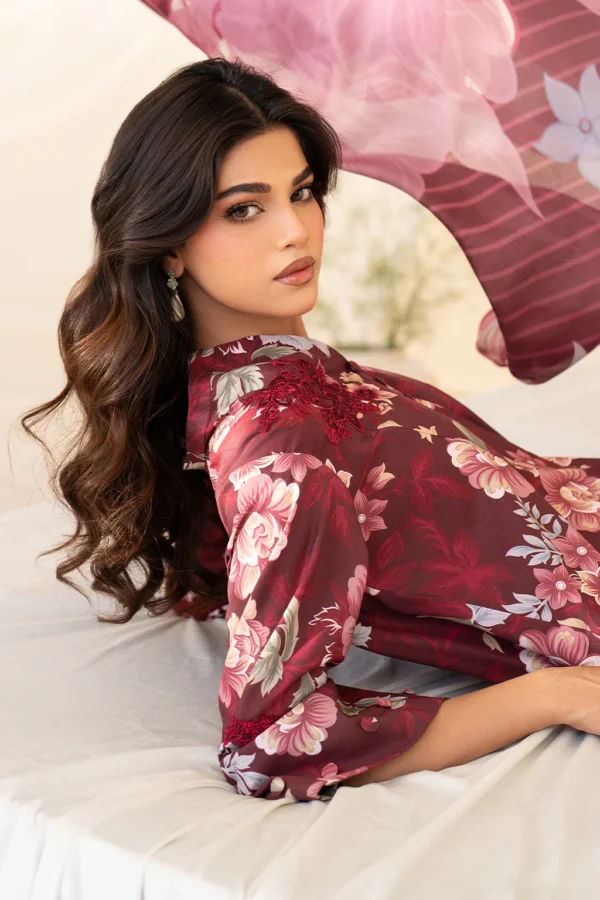UE-439 Printed Lawn Unstitched 3-Piece Suit by Iznik Fashions - Image 14