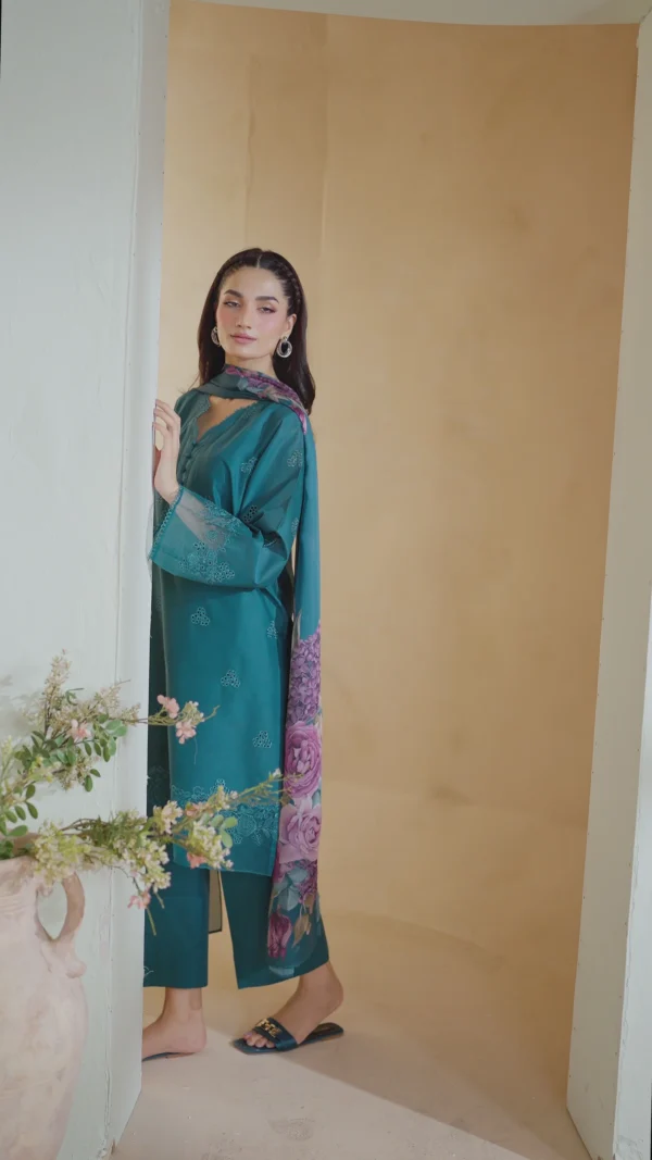 UE-482 Embroidered Lawn Unstitched 3-Piece Suit - Sole Mode '25 by Iznik Fashions - Image 12