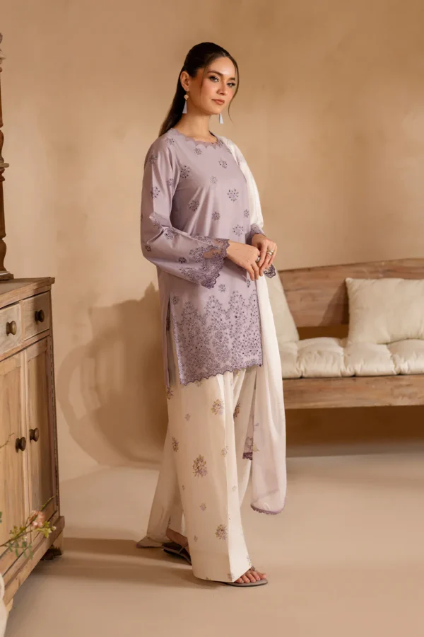 UE-478 Embroidered Lawn Unstitched 3-Piece Suit - Sole Mode '25 by Iznik Fashions - Image 9