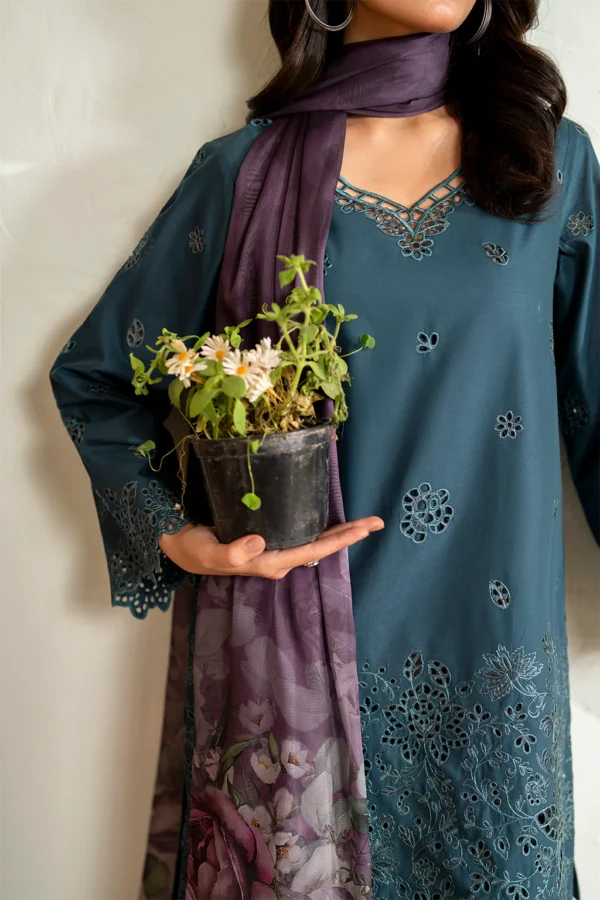 UE-474 Embroidered Lawn Unstitched 3-Piece Suit - Sole Mode '25 by Iznik Fashions - Image 5