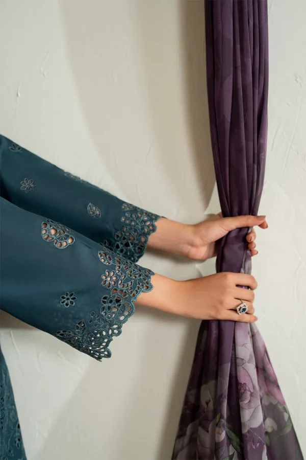 UE-474 Embroidered Lawn Unstitched 3-Piece Suit - Sole Mode '25 by Iznik Fashions - Image 4