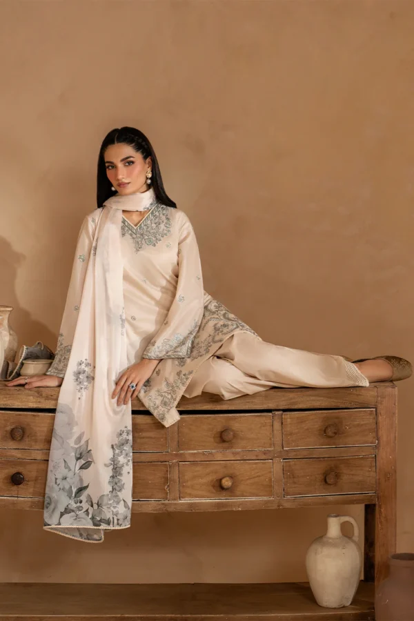 UE-485 Embroidered Lawn Unstitched 3-Piece Suit - Sole Mode '25 by Iznik Fashions - Image 9