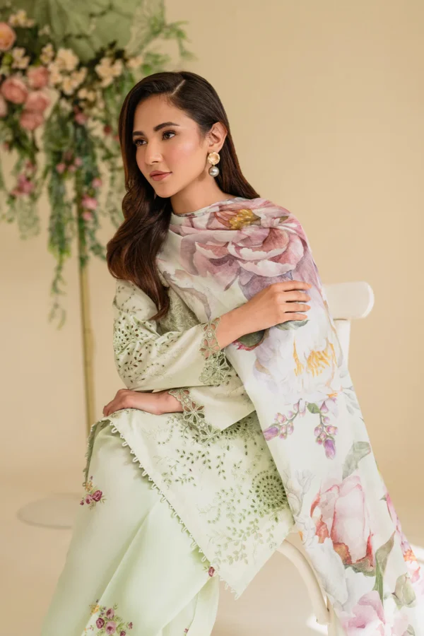 UE-423 Embroidered Textured Lawn Ustitched 3-Piece Suit - Sole Mode '25 by Iznik Fashions - Image 4