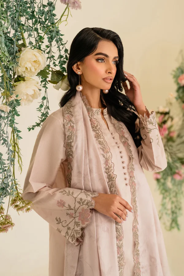 UE-424 Embroidered Textured Lawn Ustitched 3-Piece Suit - Sole Mode '25 by Iznik Fashions - Image 8