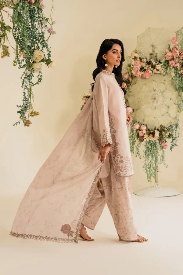 UE-424 Embroidered Textured Lawn Ustitched 3-Piece Suit - Sole Mode '25 by Iznik Fashions - Image 10