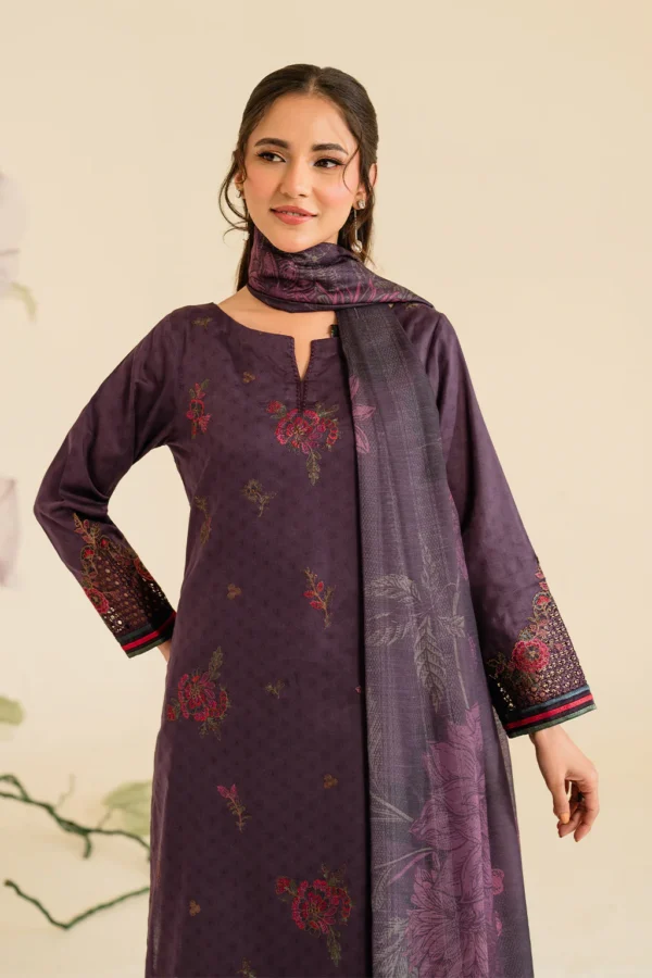 UE-426 Embroidered Textured Lawn Unstitched 3-Piece Suit - Sole Mode '25 by Iznik Fashions - Image 6