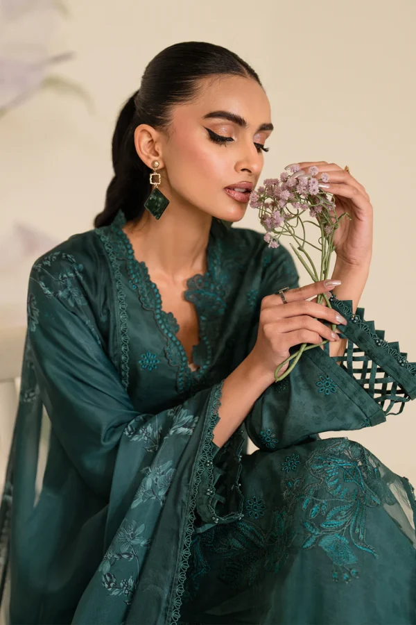 UE-429 Embroidered Textured Lawn Unstitched 3-Piece Suit - Sole Mode '25 by Iznik Fashions - Image 5
