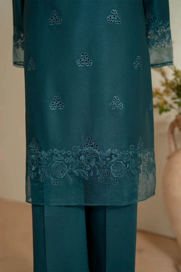 UE-482 Embroidered Lawn Unstitched 3-Piece Suit - Sole Mode '25 by Iznik Fashions - Image 9