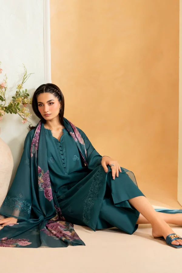 UE-482 Embroidered Lawn Unstitched 3-Piece Suit - Sole Mode '25 by Iznik Fashions - Image 10