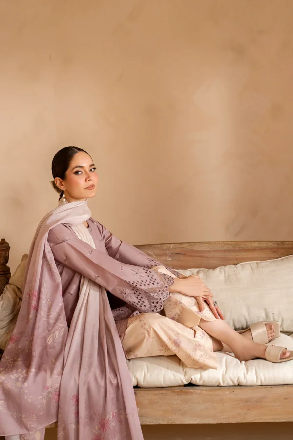 UE-470 Embroidered Lawn Unstitched 3-Piece Suit - Sole Mode '25 by Iznik Fashions - Image 10