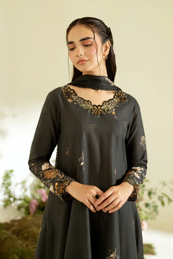 UE-450 Printed Lawn Unstitched 3-Piece Suit - Exclusive Lawn '25 by Iznik Fashions - Image 7