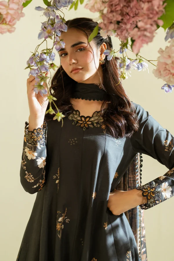 UE-450 Printed Lawn Unstitched 3-Piece Suit - Exclusive Lawn '25 by Iznik Fashions - Image 8