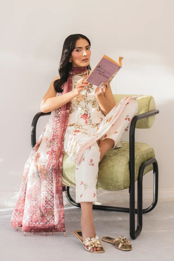 AF-PL-6046-Avaia V04-D04 Digital Printed Premium Lawn Unstitched 3-Piece Suit - Sheen '25 by Alizeh - Image 5