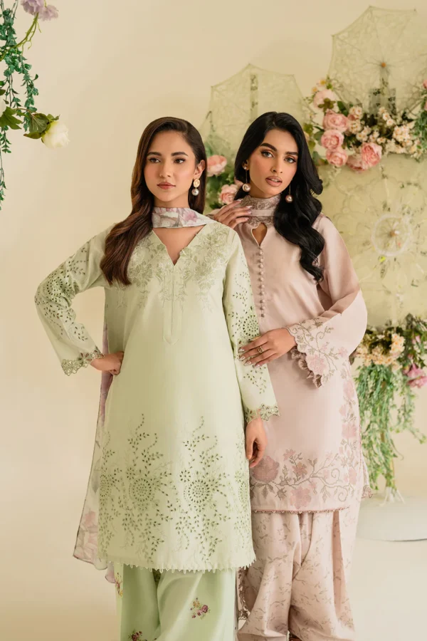 UE-423 Embroidered Textured Lawn Ustitched 3-Piece Suit - Sole Mode '25 by Iznik Fashions - Image 11