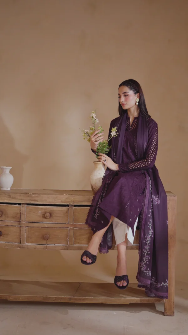 UE-481 Embroidered Lawn Unstitched 3-Piece Suit - Sole Mode '25 by Iznik Fashions - Image 7