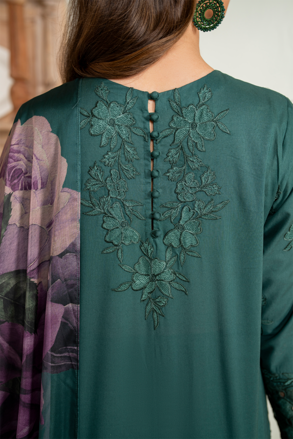 UE-468 Embroidered Lawn Unstitched 3-Piece Beautiful Suit – Sole Mode ’25 by Iznik Fashions - Image 3