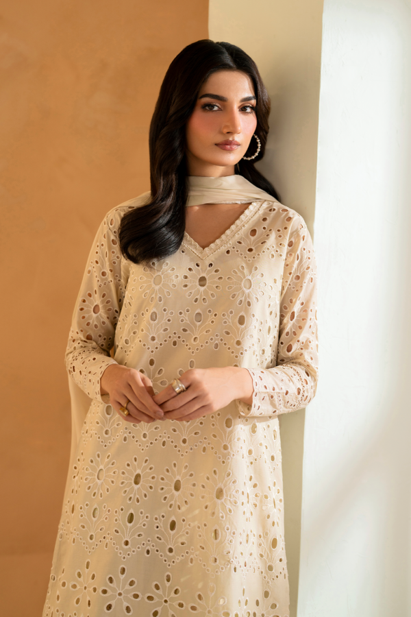 UE-471 Embroidered Lawn Unstitched 3-Piece Suit - Sole Mode '25 by Iznik Fashions - Image 5