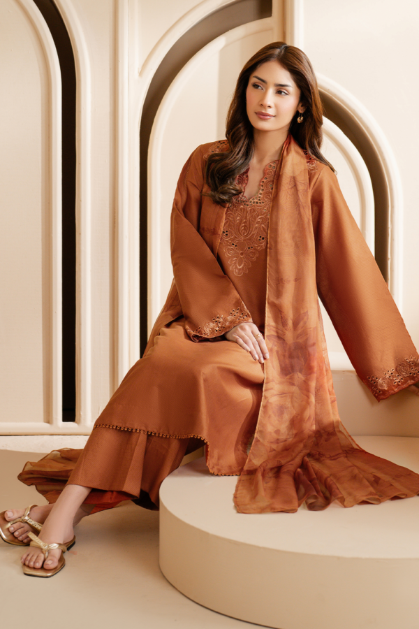 UE-461 Embroidered Lawn Unstitched 3-Piece Suit - Exclusive Lawn '25 by Iznik Fashions - Image 9