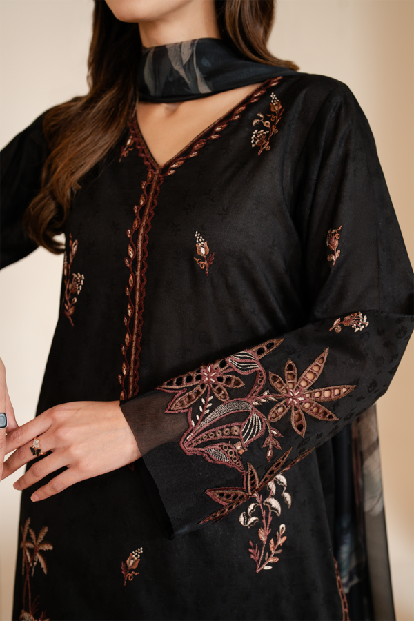 UE-462 Embroidered Lawn Unstitched 3-Piece Suit - Exclusive Lawn '25 by Iznik Fashions - Image 8