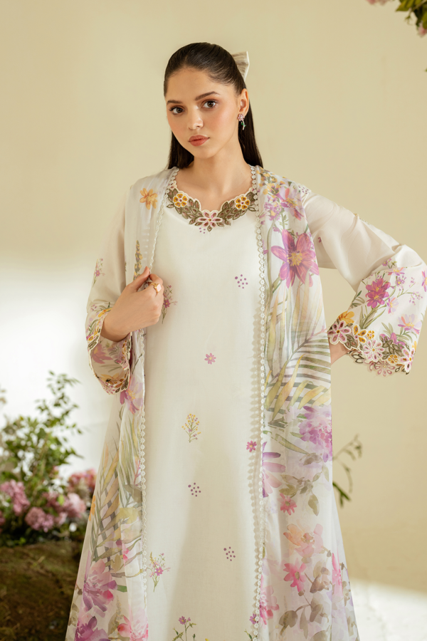 UE-451 Printed Lawn Unstitched 3-Piece Beautiful Suit – Sole Mode ’25 by Iznik Fashions - Image 3