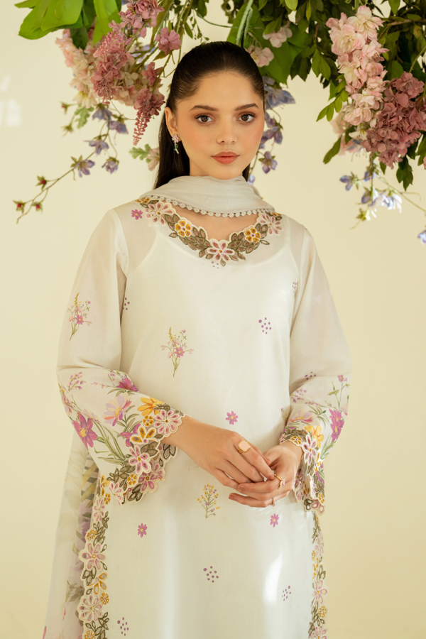 UE-451 Printed Lawn Unstitched 3-Piece Beautiful Suit – Sole Mode ’25 by Iznik Fashions - Image 2