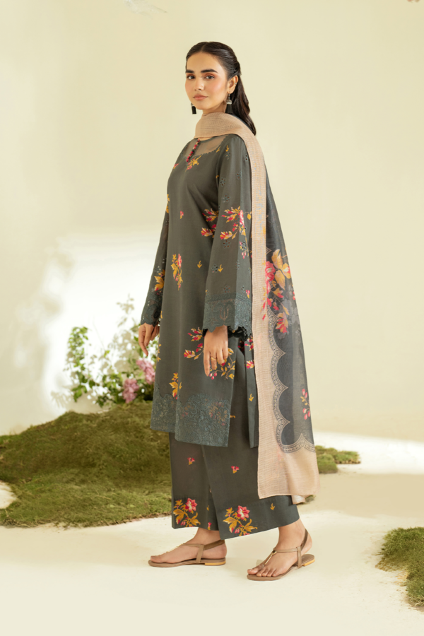 UE-452 Printed Lawn Unstitched 3-Piece Beautiful Suit – Sole Mode ’25 by Iznik Fashions - Image 9