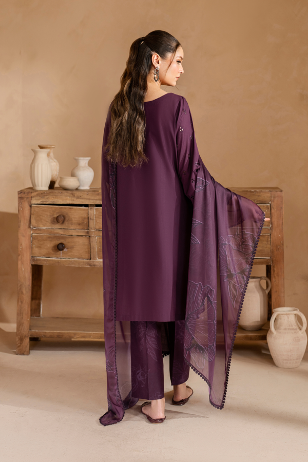 UE-467 Embroidered Lawn Unstitched 3-Piece Suit - Sole Mode '25 by Iznik Fashions - Image 8