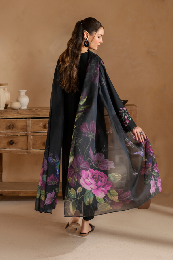 UE-477 Embroidered Lawn Unstitched 3-Piece Suit - Sole Mode '25 by Iznik Fashions - Image 9