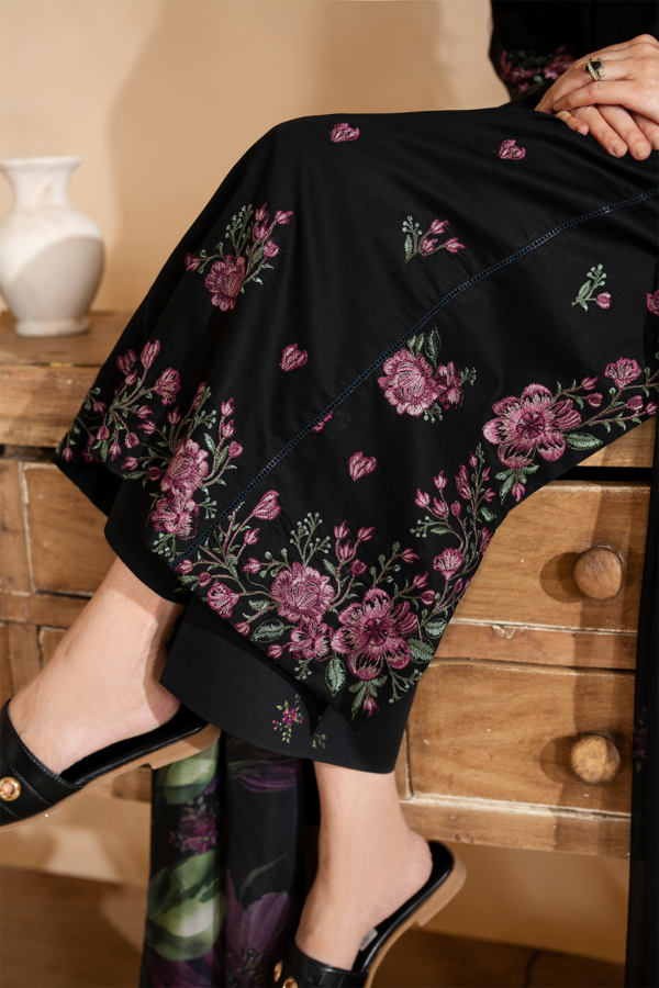 UE-477 Embroidered Lawn Unstitched 3-Piece Suit - Sole Mode '25 by Iznik Fashions - Image 10