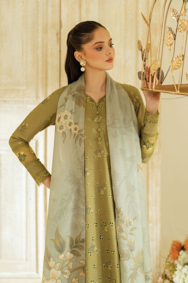 UE-447 Printed Lawn Unstitched 3-Piece Suit - Exclusive Lawn '25 by Iznik Fashions - Image 5