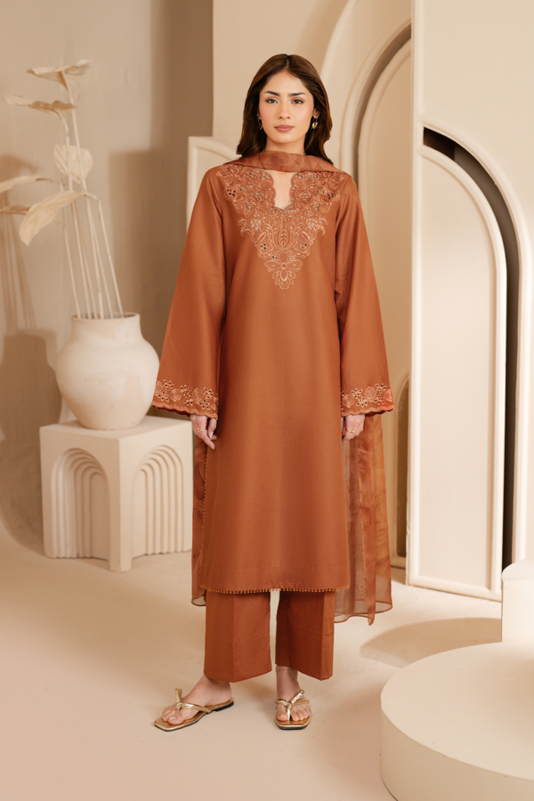 UE-461 Embroidered Lawn Unstitched 3-Piece Suit - Exclusive Lawn '25 by Iznik Fashions - Image 5