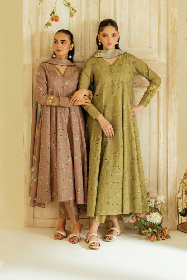 UE-447 Printed Lawn Unstitched 3-Piece Suit - Exclusive Lawn '25 by Iznik Fashions - Image 4